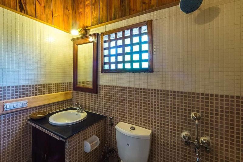 Symphony Palms Beach Resort And Spa Govind Nagar Luaran gambar