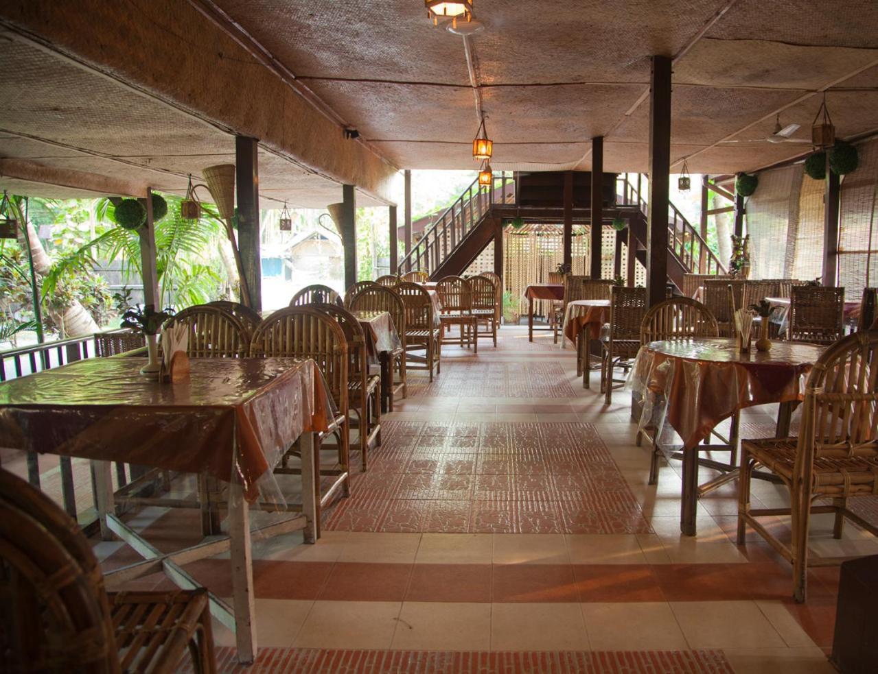 Symphony Palms Beach Resort And Spa Govind Nagar Luaran gambar